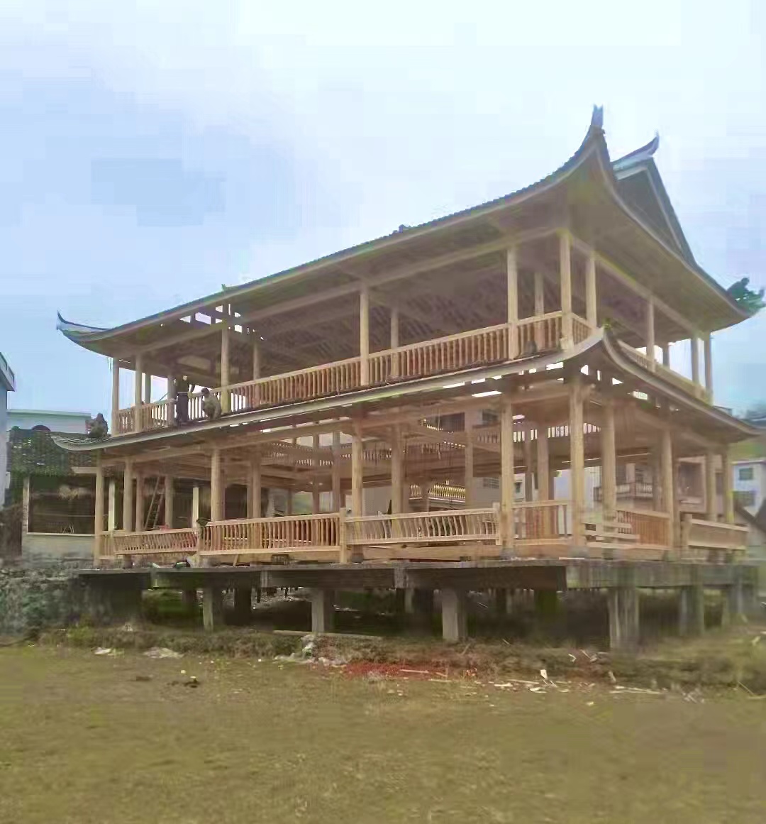 木屋的室內(nèi)裝修2